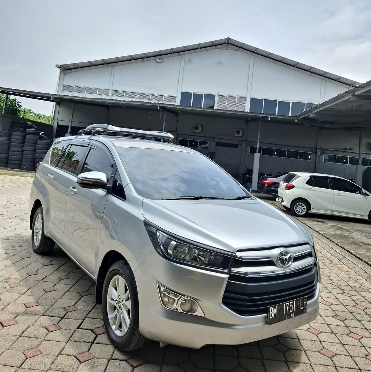 INNOVA 2.4 G M/T 