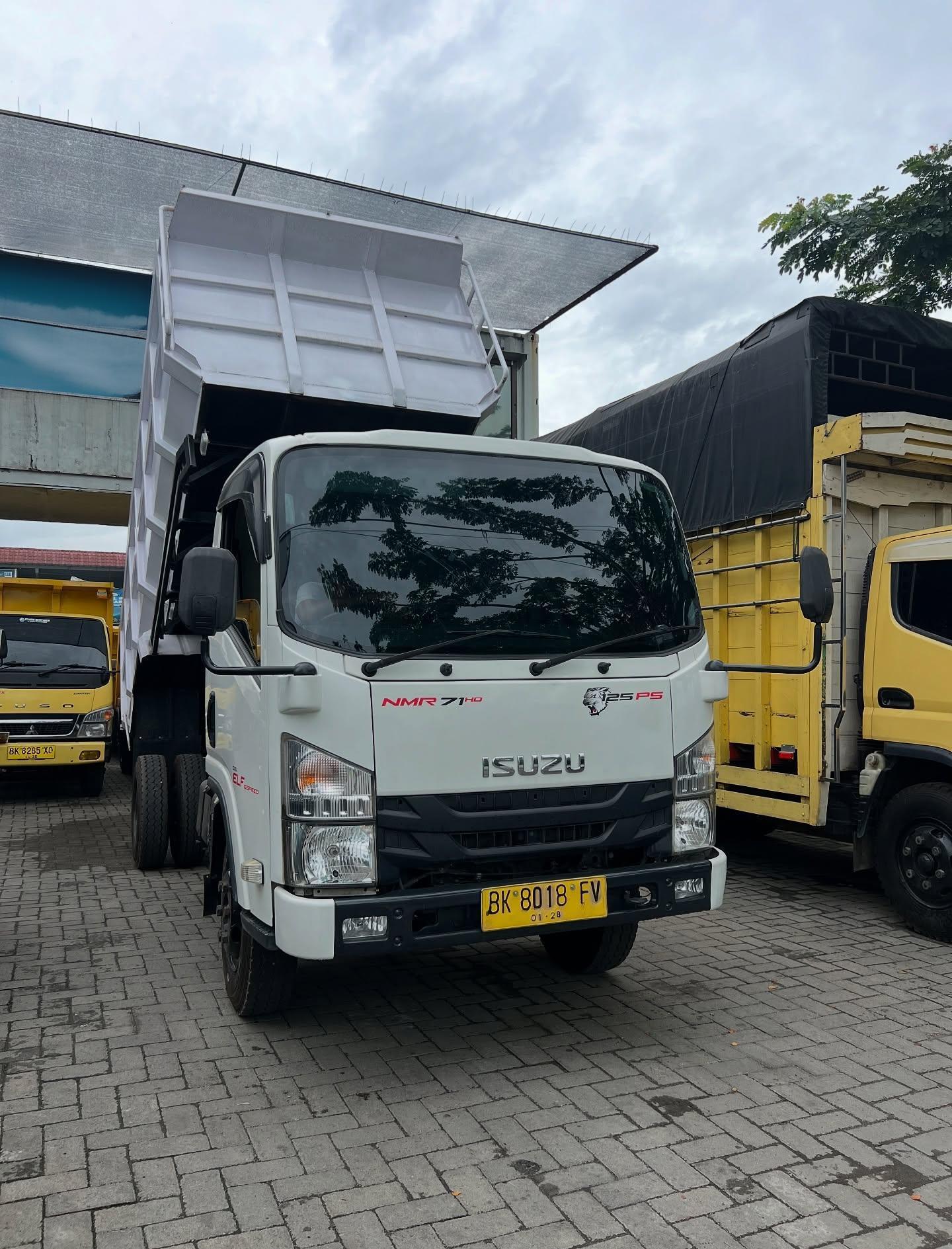 NMR 71HD 125PS DUMP TRUCK EURO 2 