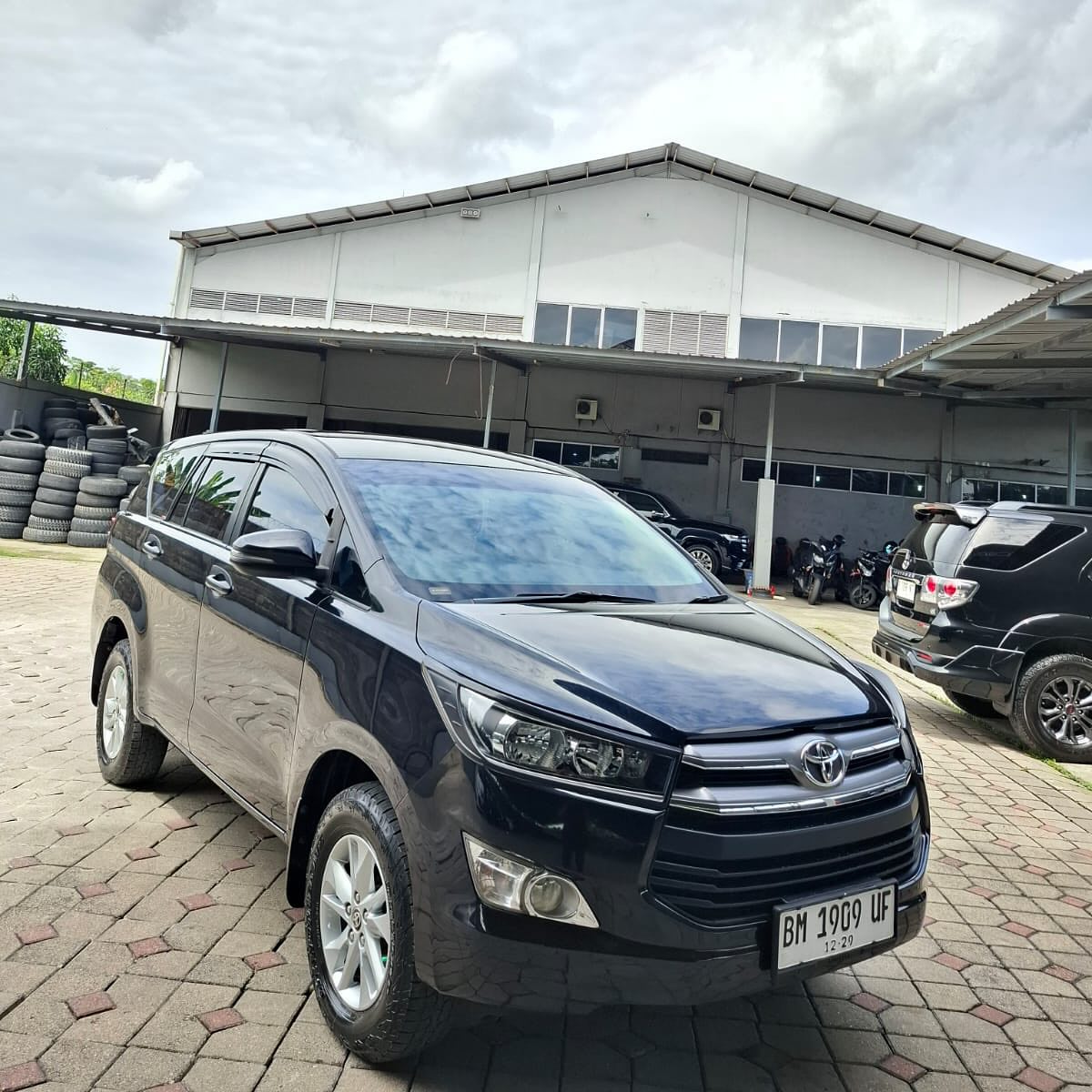 INNOVA 2.4 G M/T 