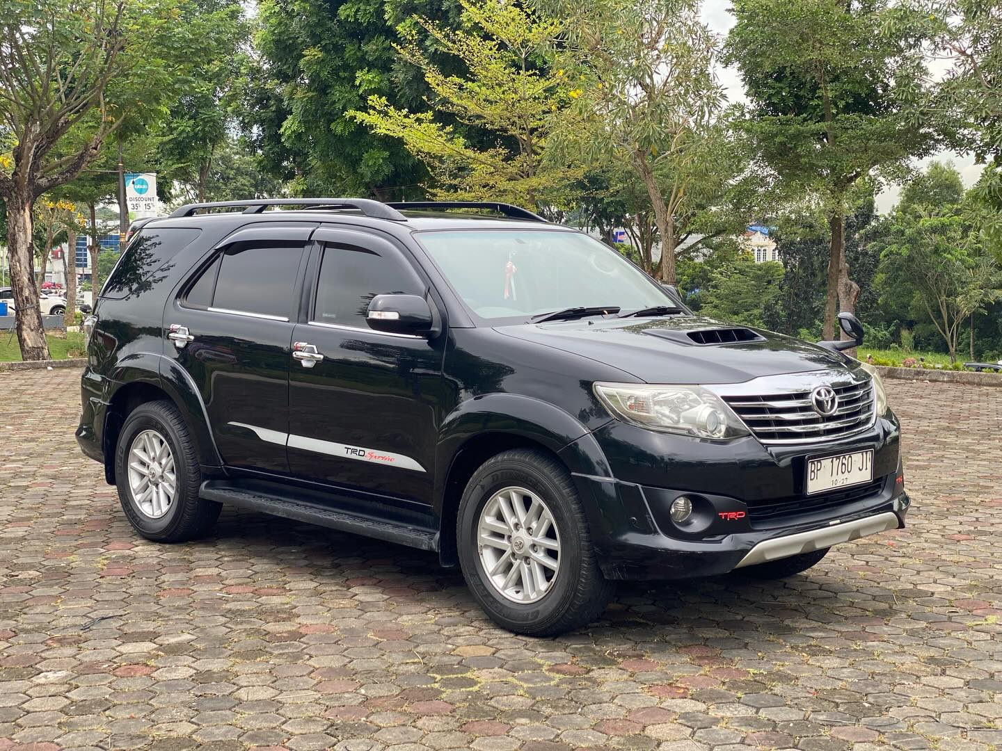 TOYOTA FORTUNER TRD VNT TURBO AT 